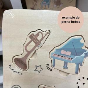 Musical puzzle - Classical musical instruments (slight imperfections)